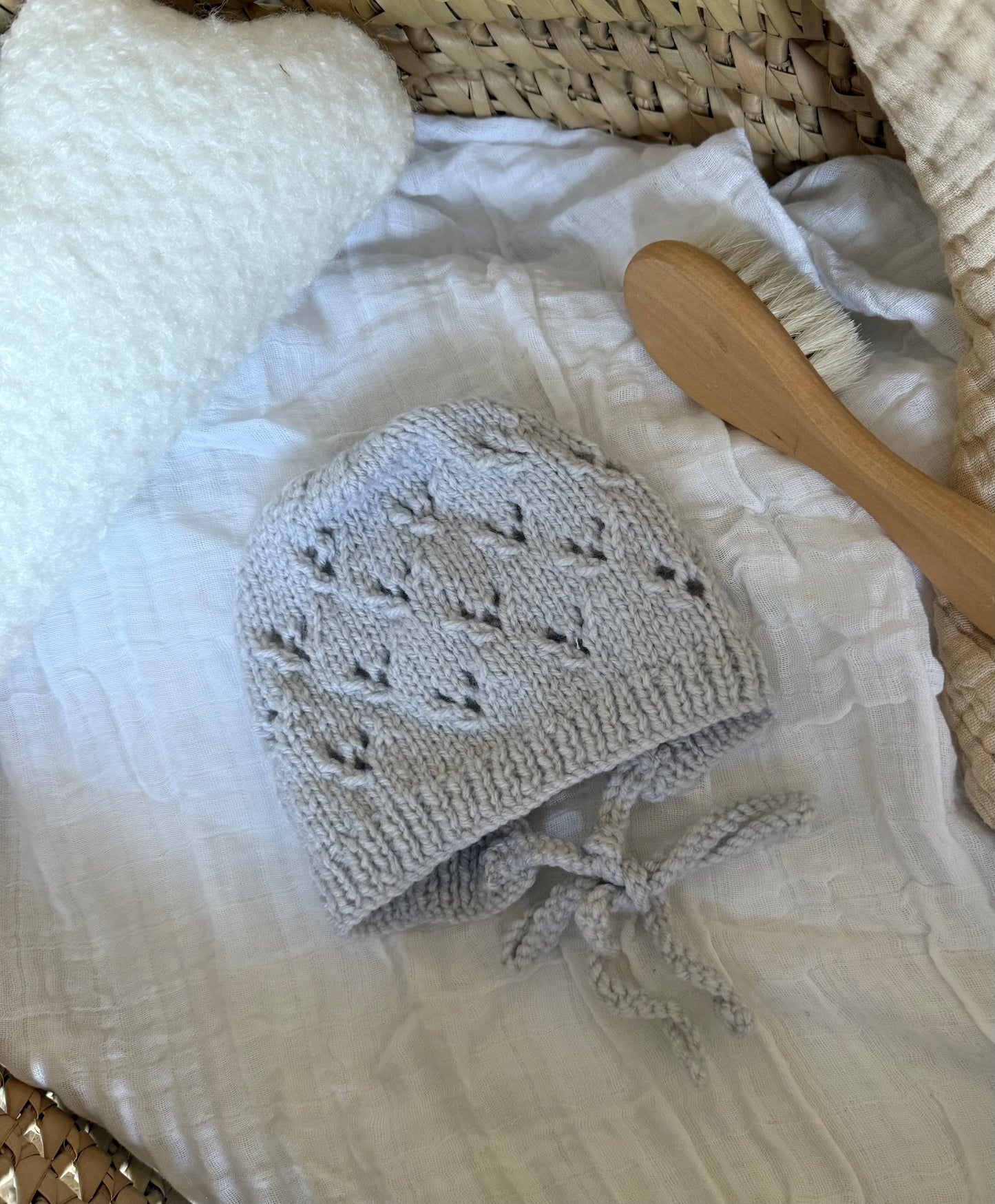 HAND KNITTED BABY BONNET
