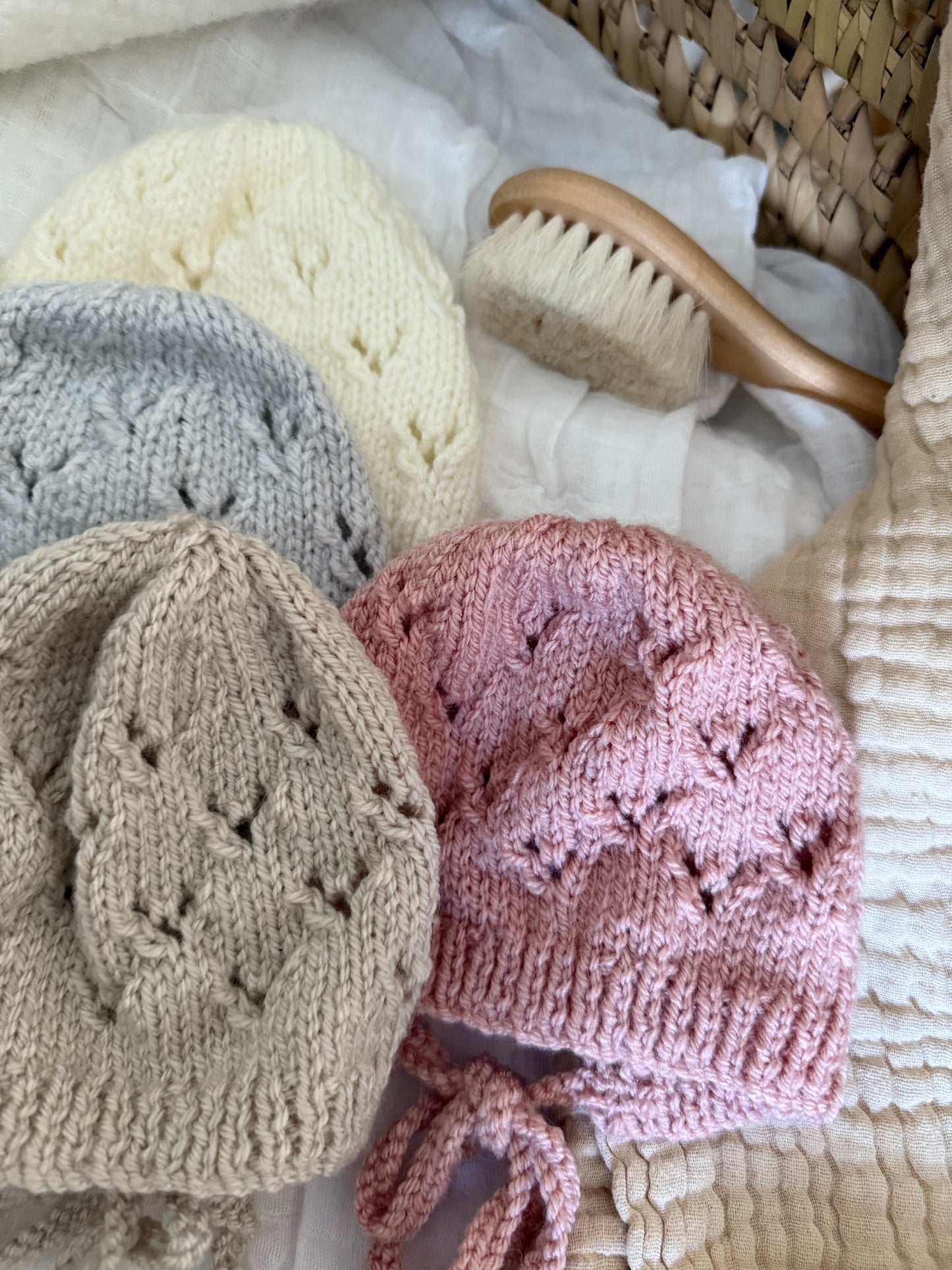 HAND KNITTED BABY BONNET