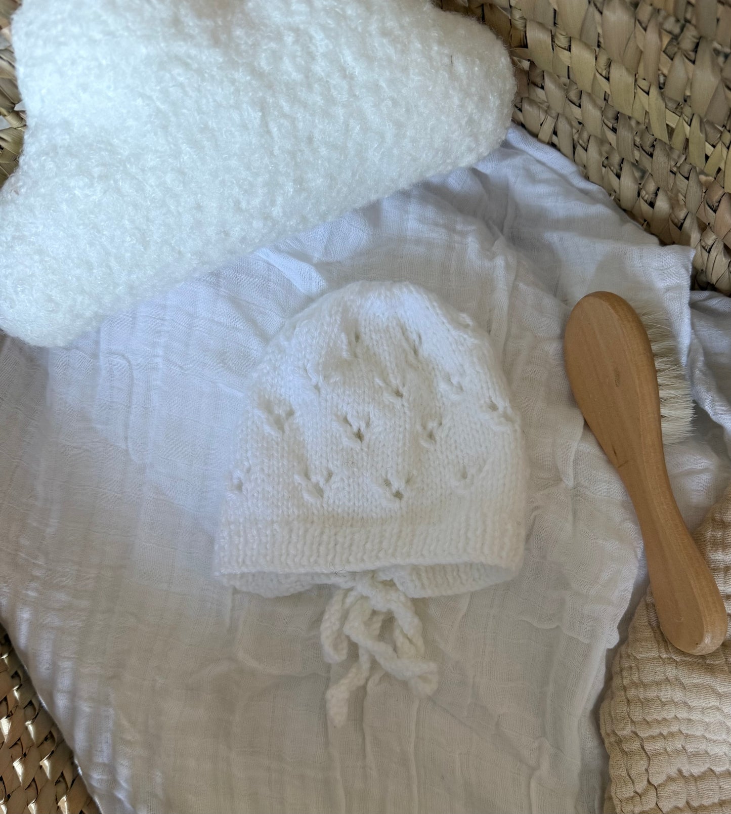 HAND KNITTED BABY BONNET