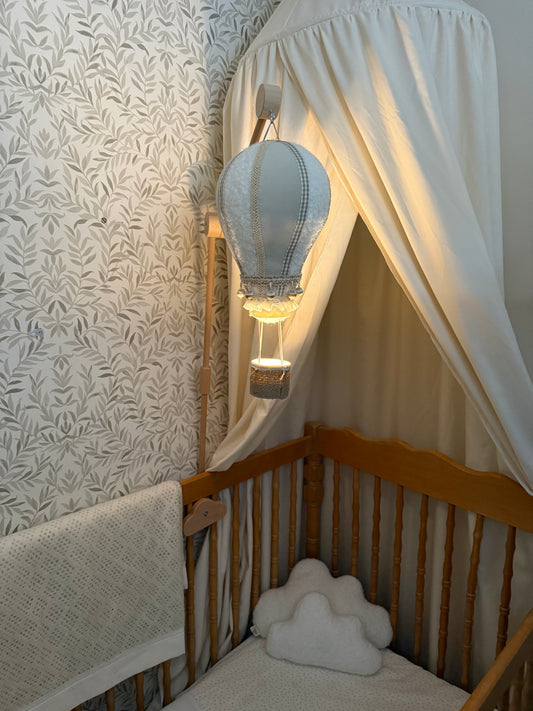 Hot air balloon night light. Nursery and children’s decor